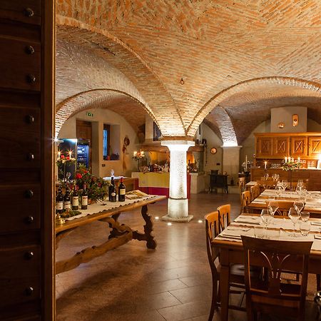 A' La Table Du Sommelier Chambres D Hotes & Restaurant Saint-Vincent Bagian luar foto