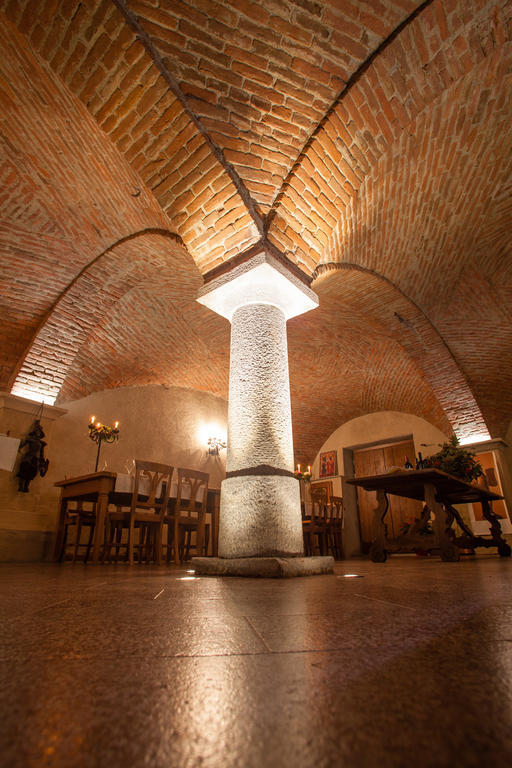 A' La Table Du Sommelier Chambres D Hotes & Restaurant Saint-Vincent Bagian luar foto