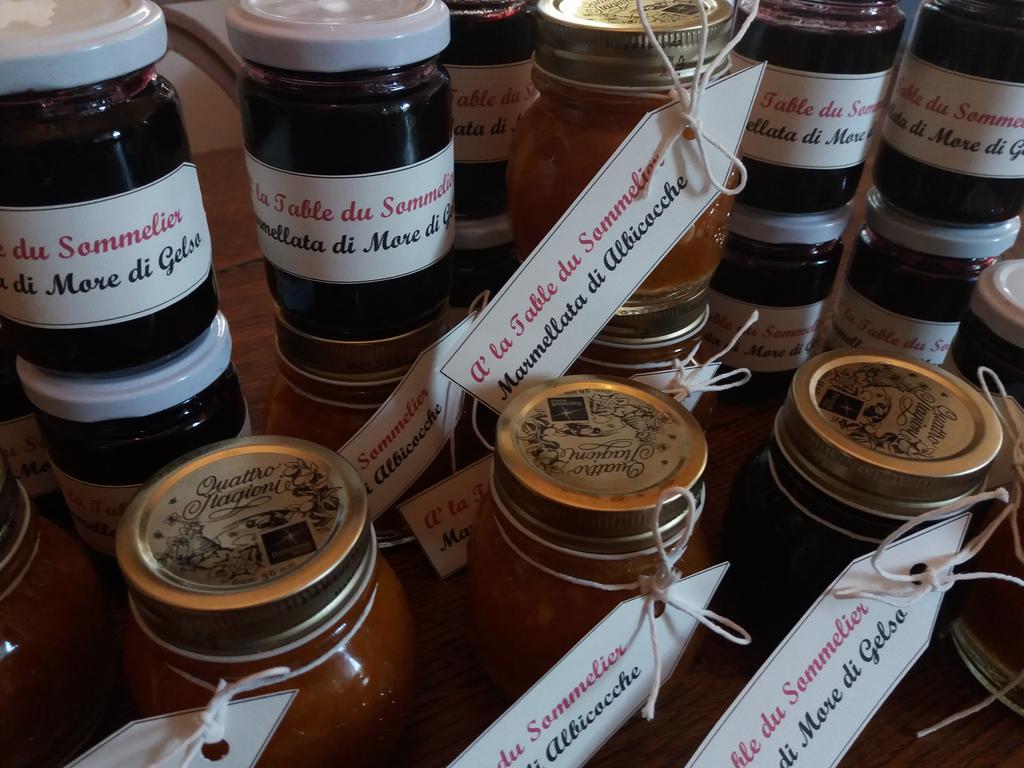 A' La Table Du Sommelier Chambres D Hotes & Restaurant Saint-Vincent Bagian luar foto